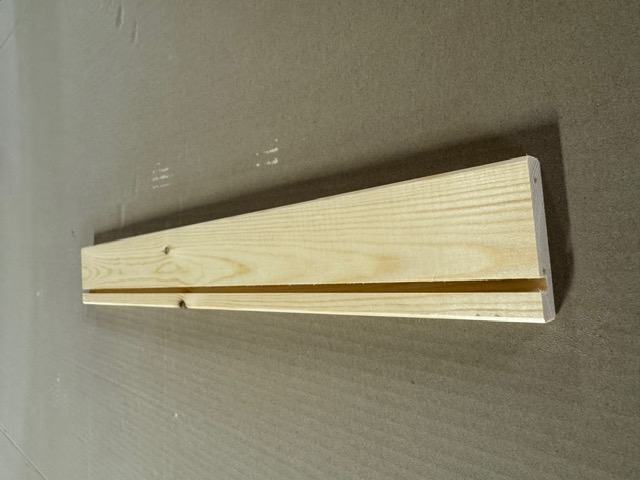 IDANAS ft Stalčiaus galas 425x57x12 pušis